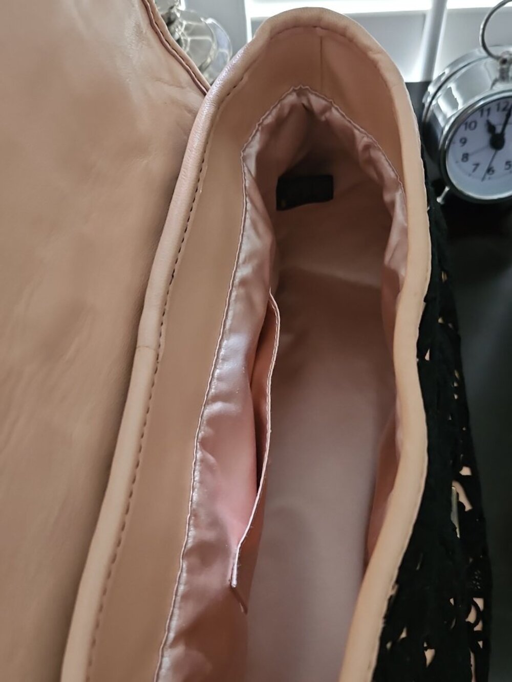 Fendi Vintage Limited Edition B Bag - Picture 9 of 11